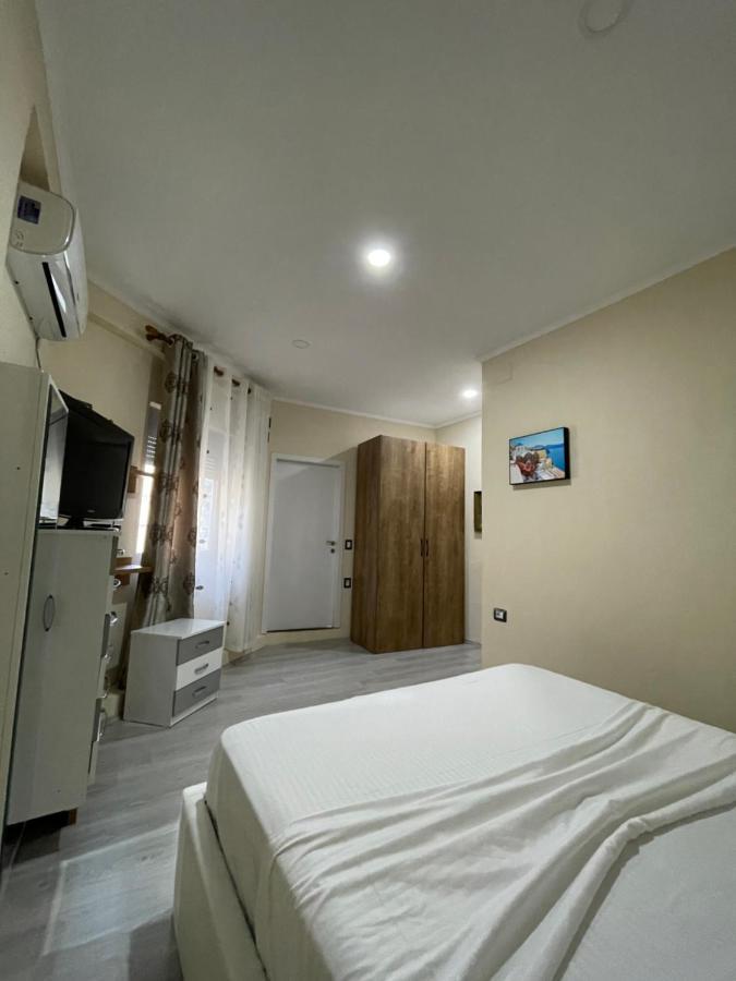 דירות Gjirokastër Stone City Apartament מראה חיצוני תמונה